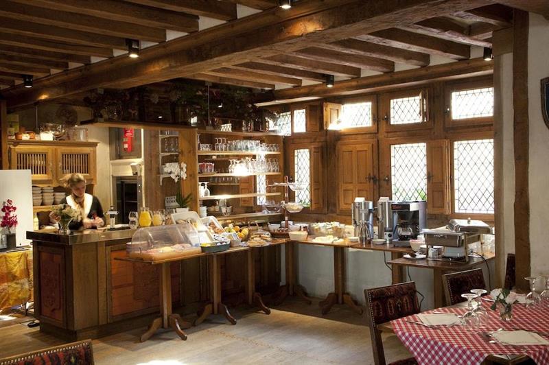 Фото Auberge Saint Pierre