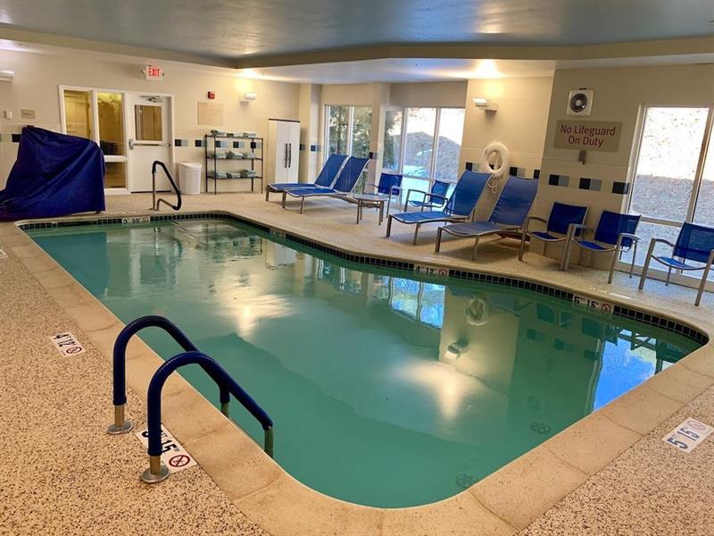 Фото TownePlace Suites by Marriott Gilford