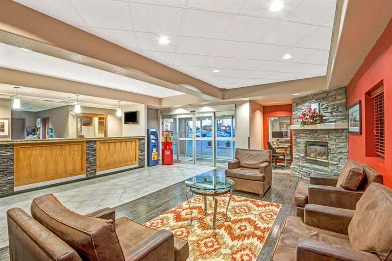 Фото Four Points by Sheraton Vaughan