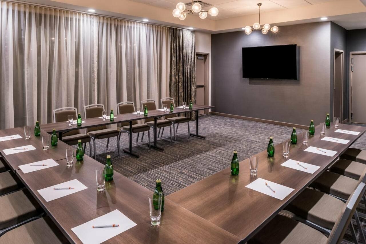 Фото Even Hotel Eugene, an Ihg Hotel