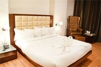 Фото FabHotel Orbion Mall Road