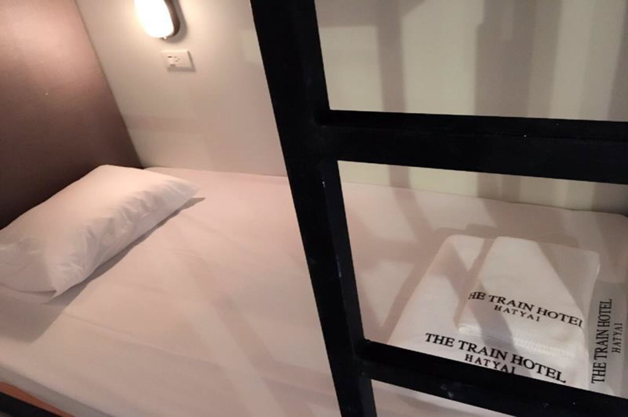 Фото The Train Hotel Hatyai