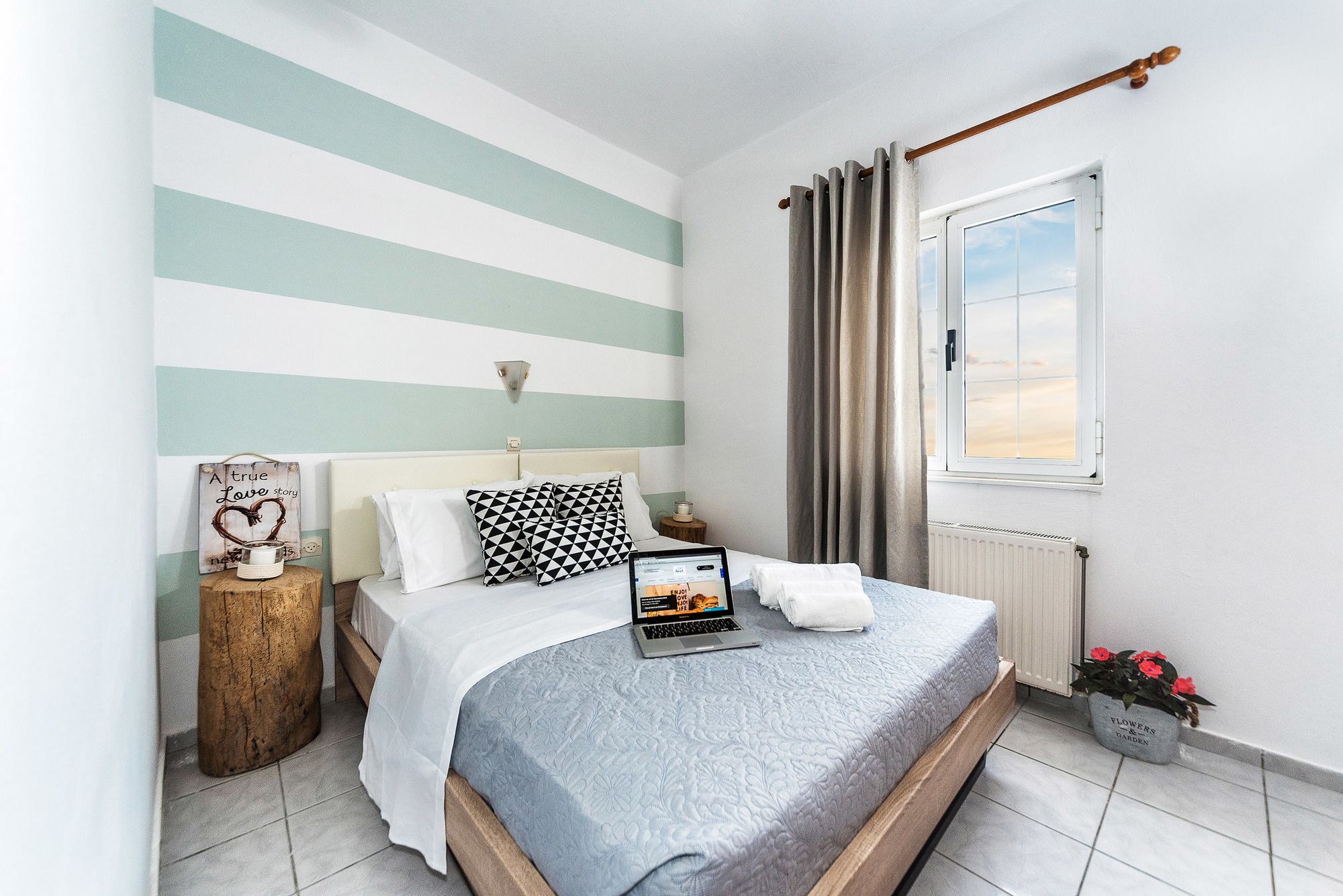 Фото Ikaros Suites