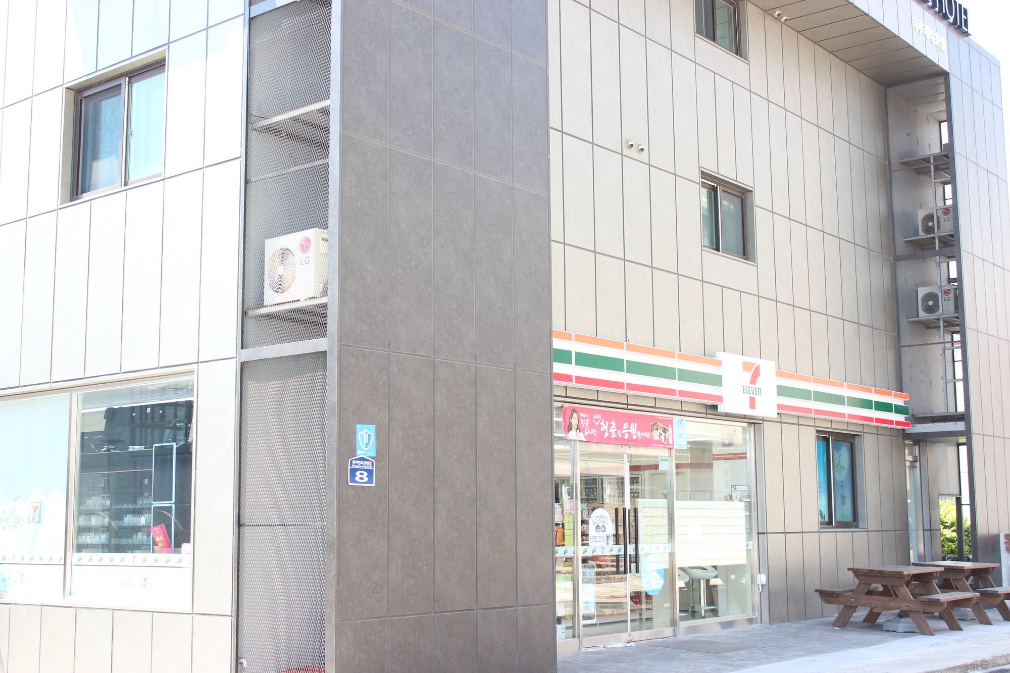 Фото The Lucete Hotel