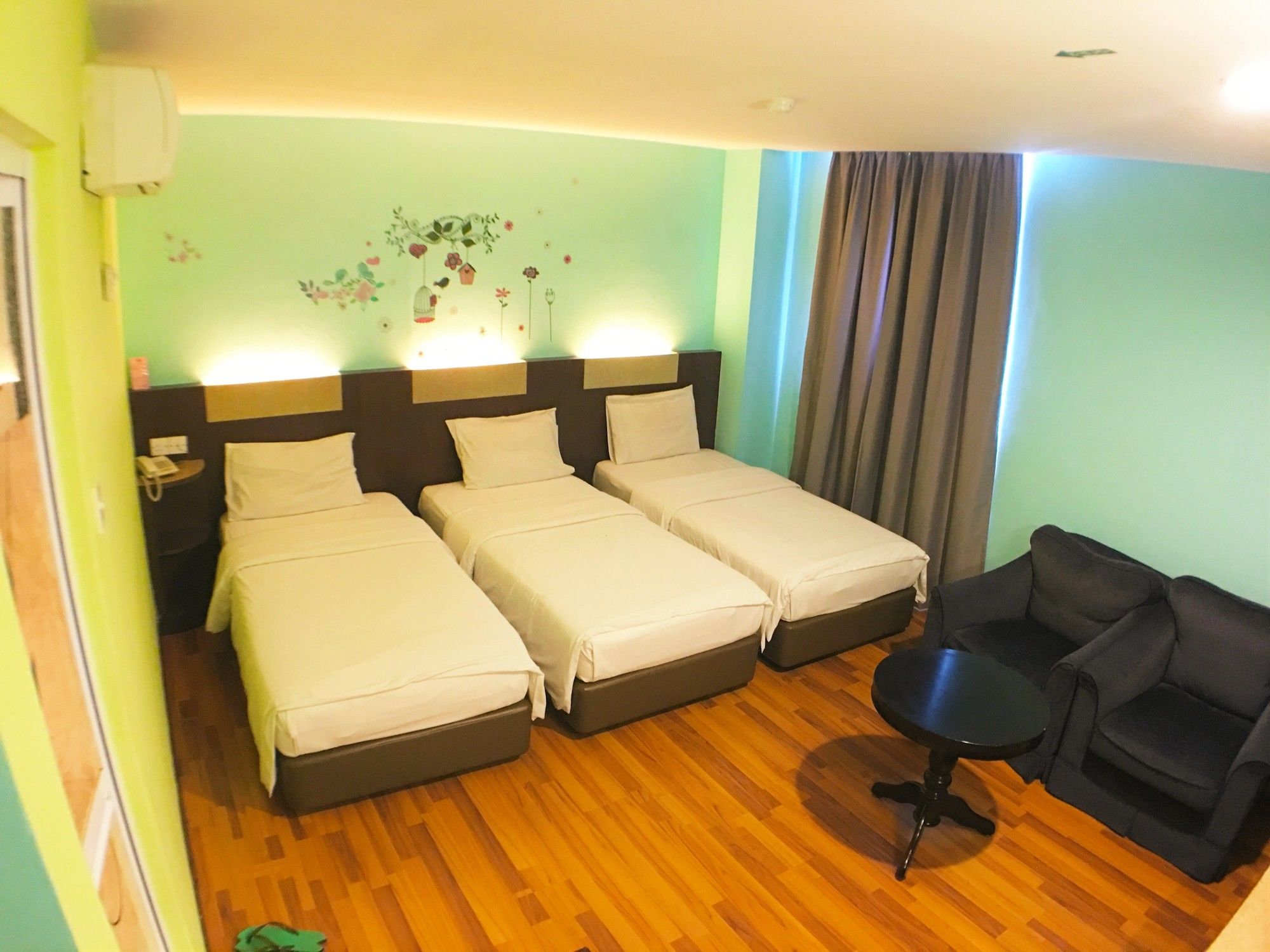 Фото отеля 4