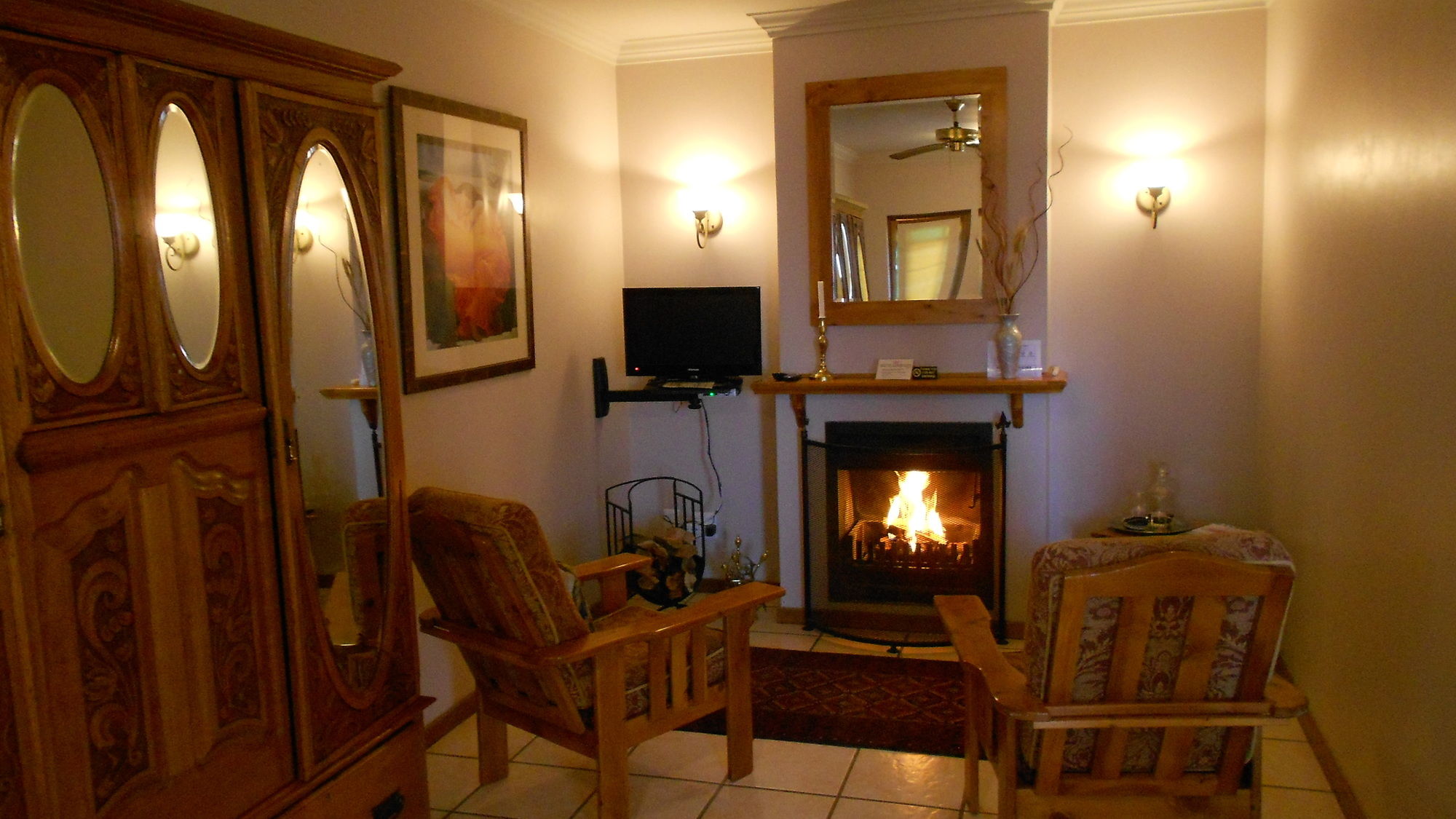 Фото Red Mountain House