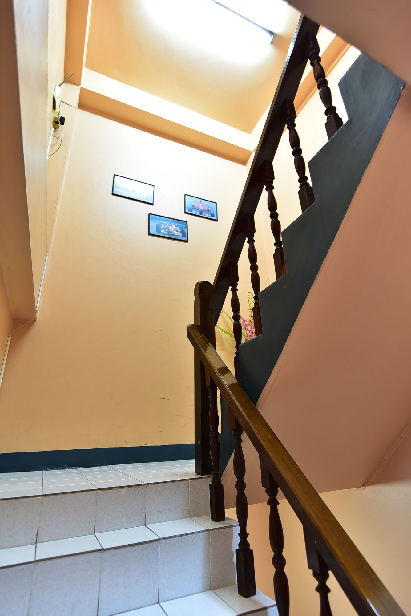 Фото Enjoy Andre Restaurant & Room