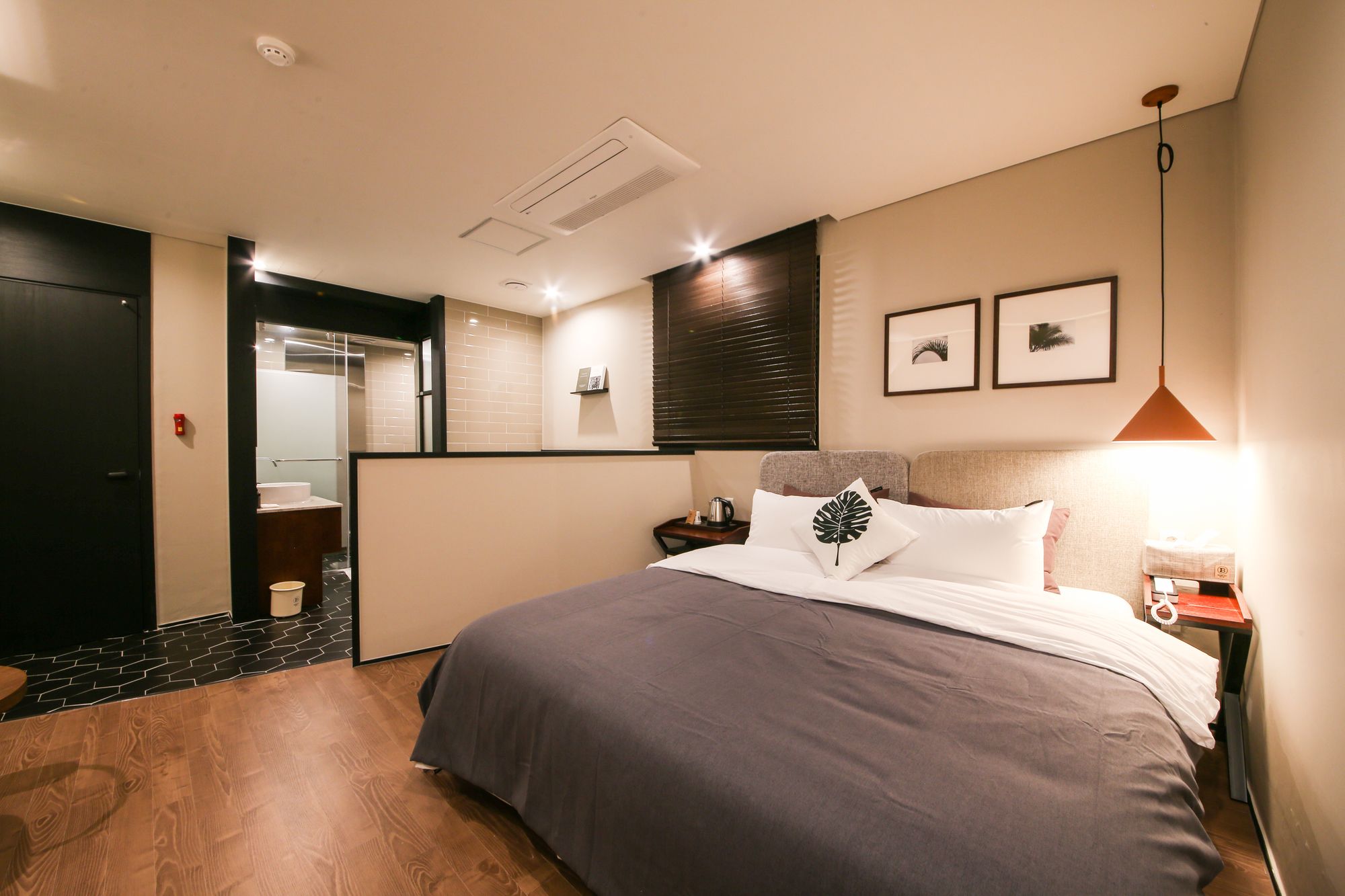 Фото Brown Dot Hotel Yangjeong