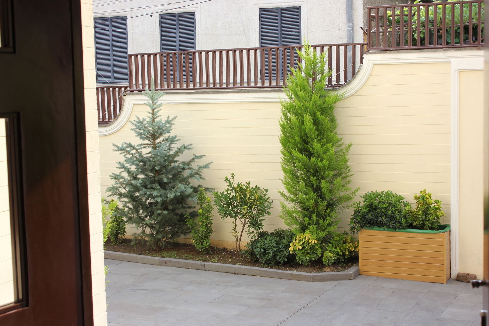 Фото Vedzisi garden hotel