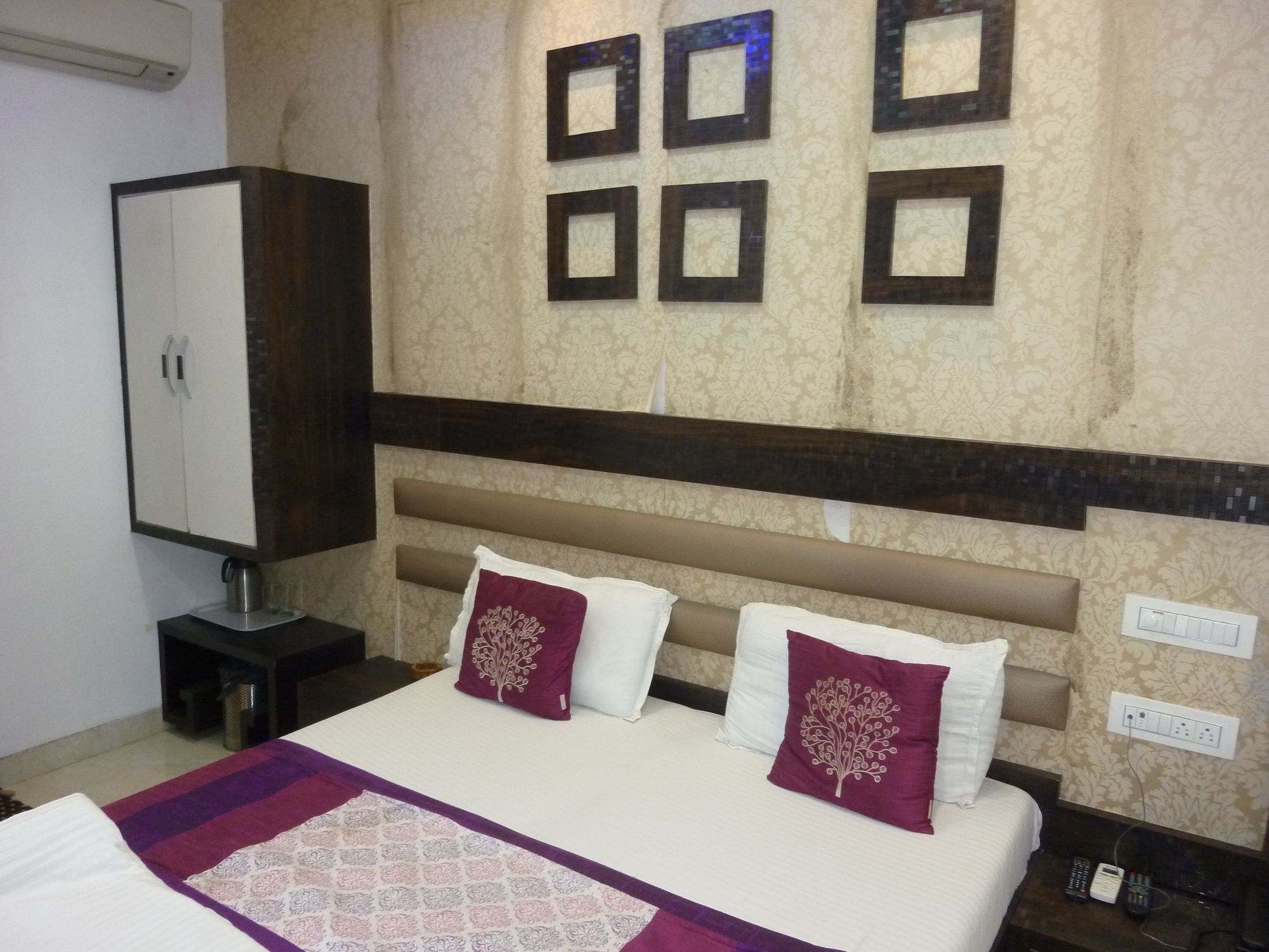 Фото Hotel Modern