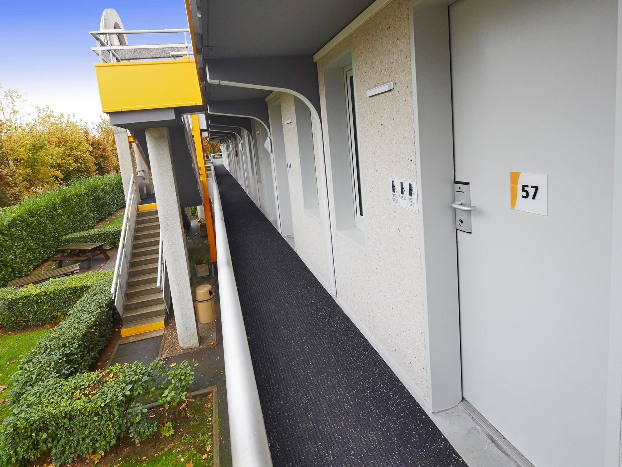 Фото Premiere Classe Blois Nord