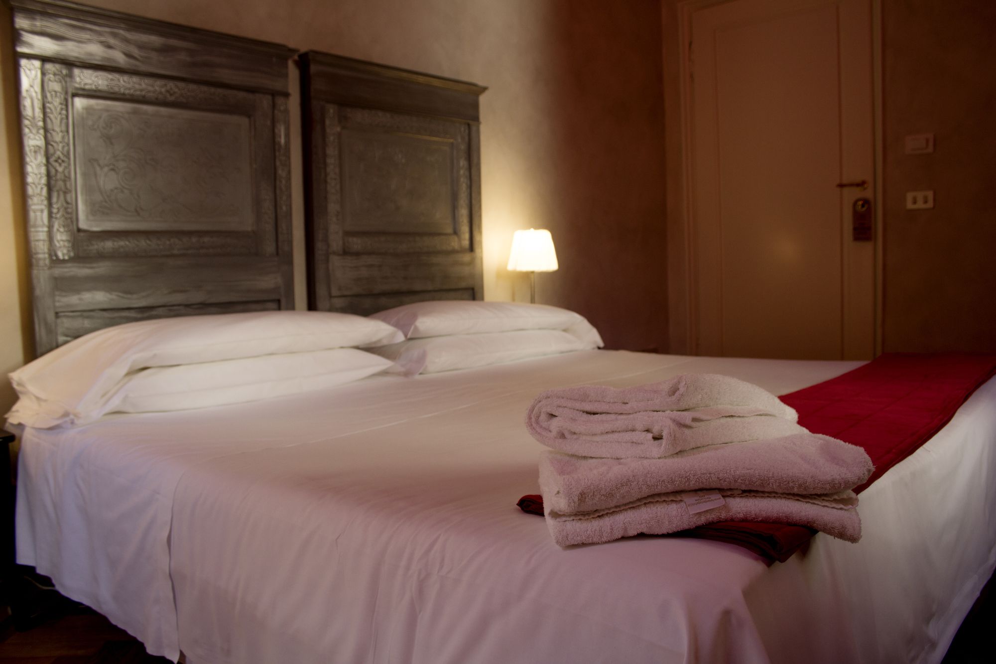 Фото № 4u Guest House