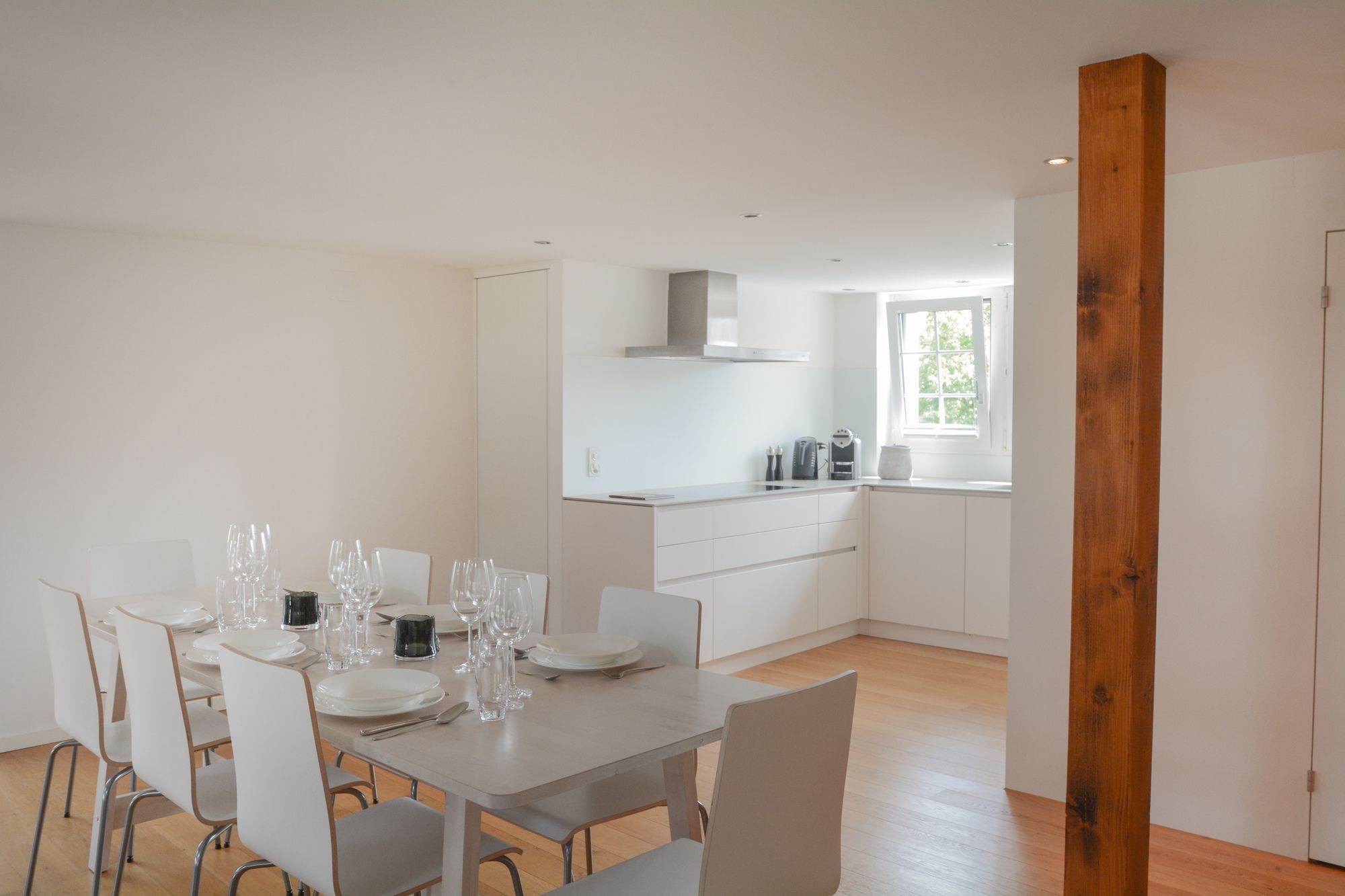 Фото Airhome Limmatquai River View Apartment