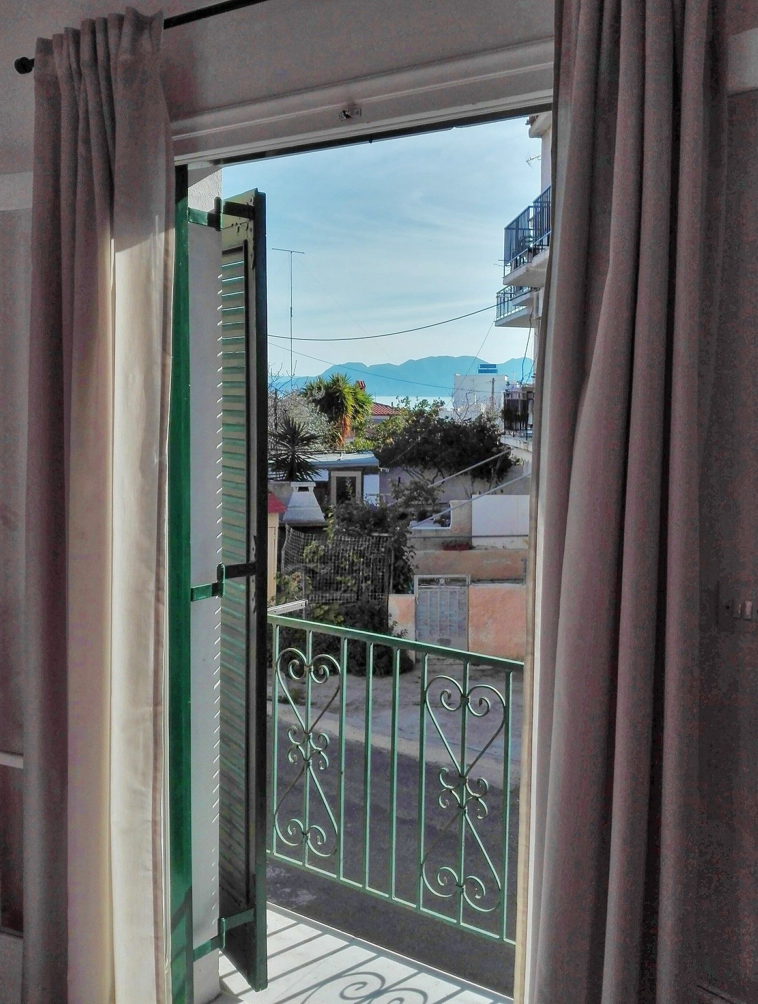 Фото Aegina Hotel