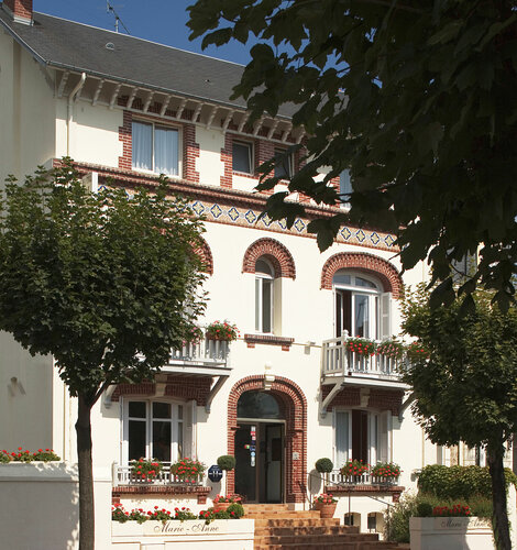 Гостиница Hôtel Marie-Anne в Трувиль-сюр-Мере