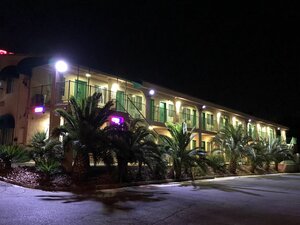 Гостиница Crown Motel