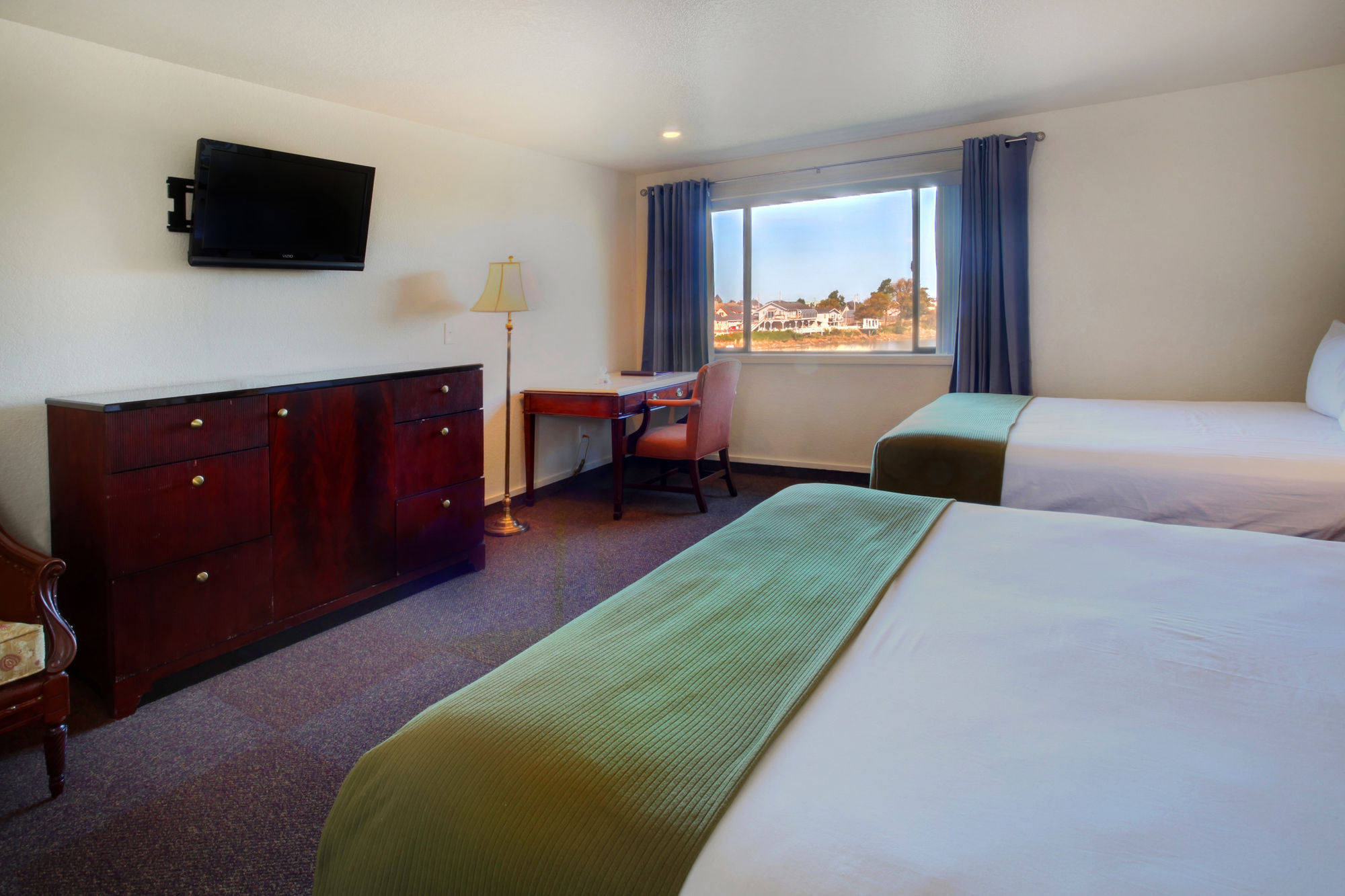 Фото Coast River Inn by Oyo Seaside