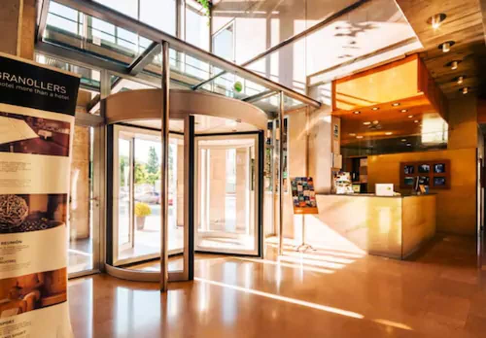 Фото Hotel Granollers
