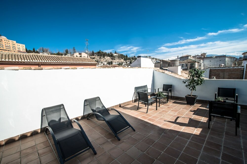 Фото Apartamentos Campo del Príncipe