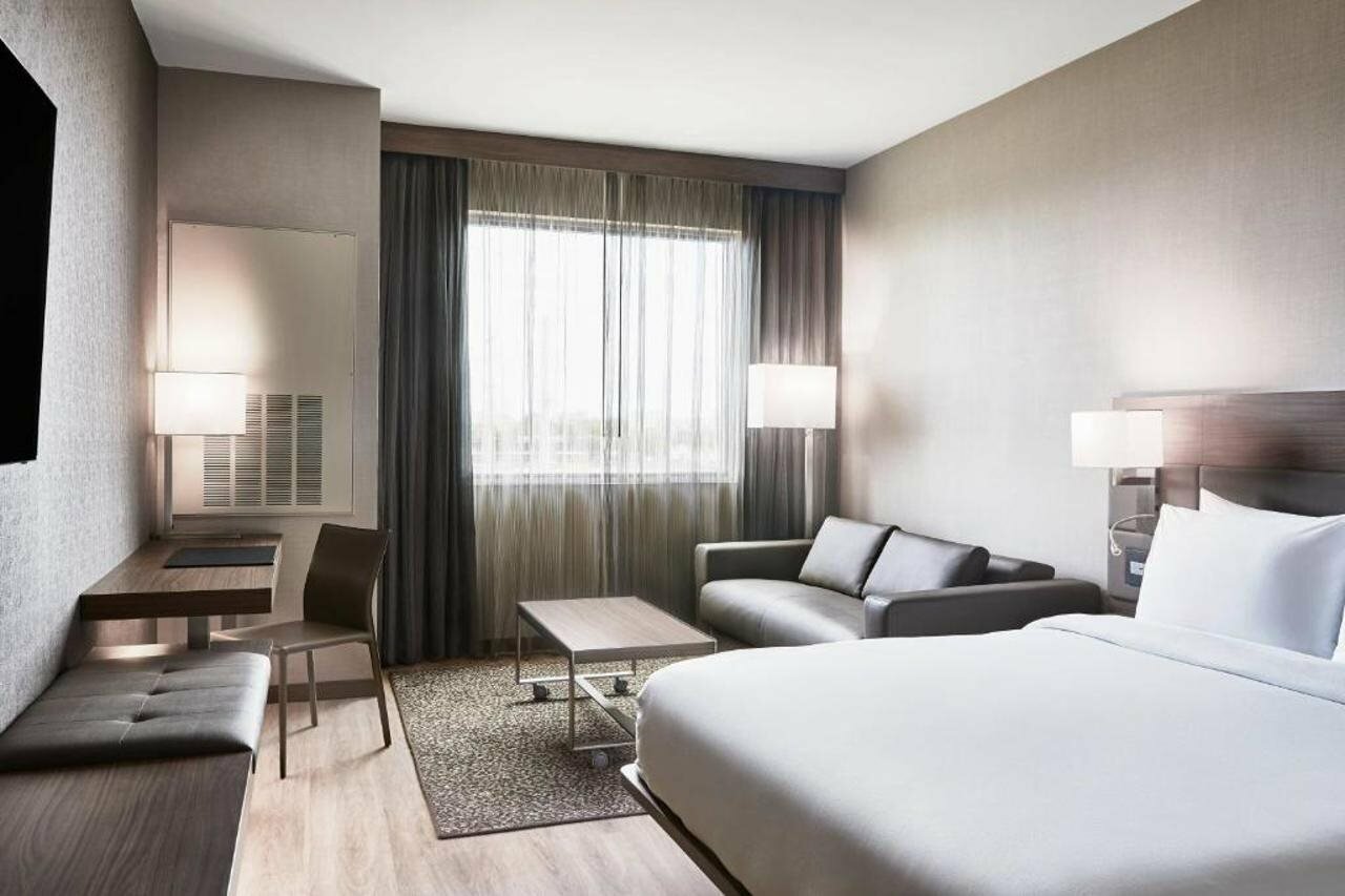 Фото Ac Hotel by Marriott Miami Airport West/Doral