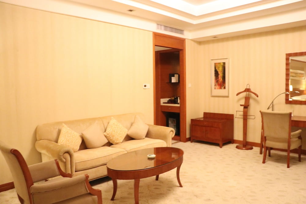 Фото Grand New Century Hotel Ninghai Jinhai