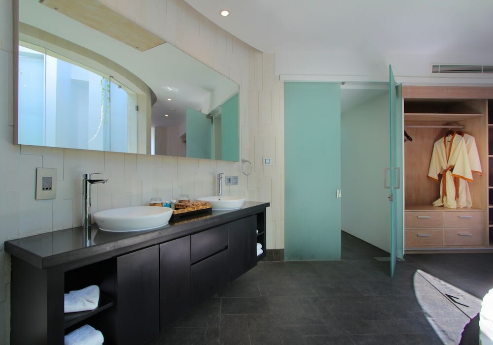Фото Taman Mesari Luxury Villas-Seminyak