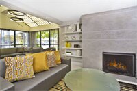 Фото Holiday Inn Express Boston - Waltham, an Ihg Hotel