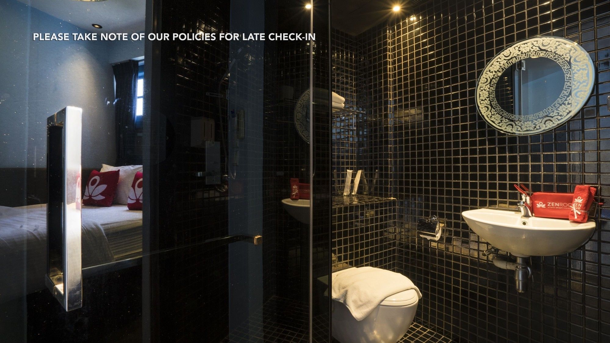 Фото Zen Rooms People's Park Complex