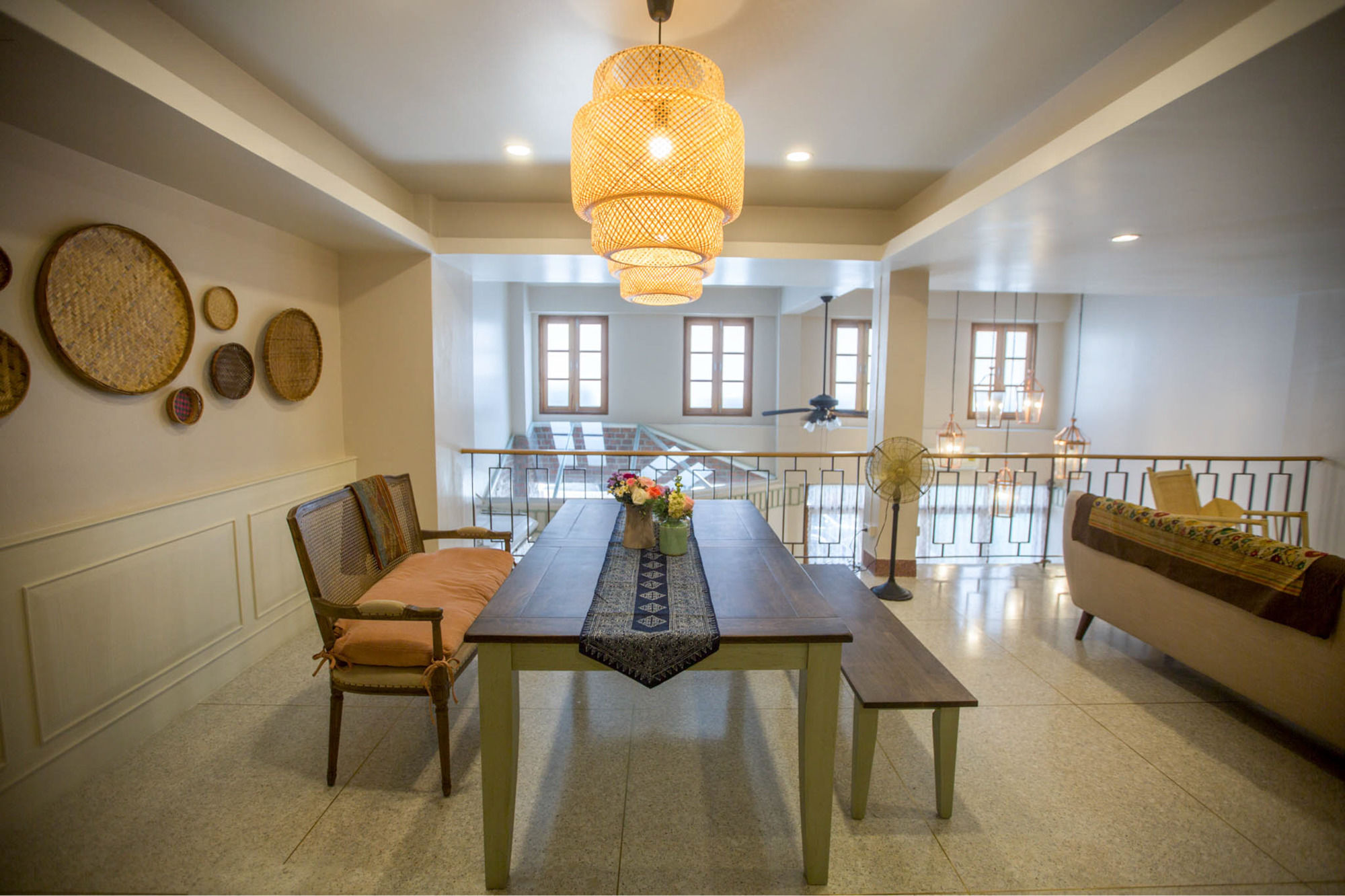 Фото Vera Nidhra - Self check-in after 7pm