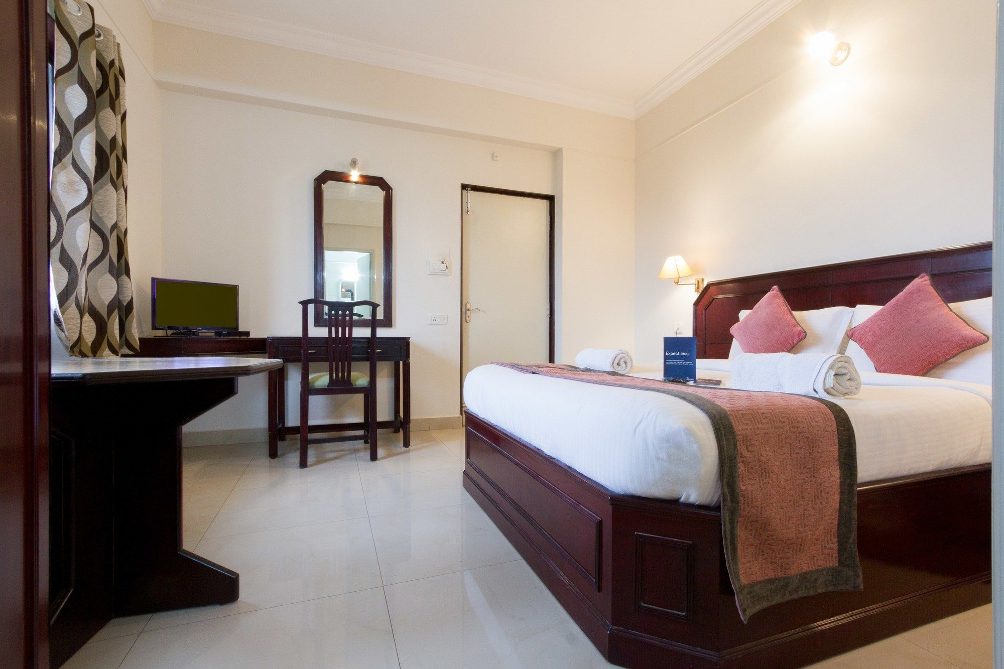 Фото FabHotel Metro Manor Central Station