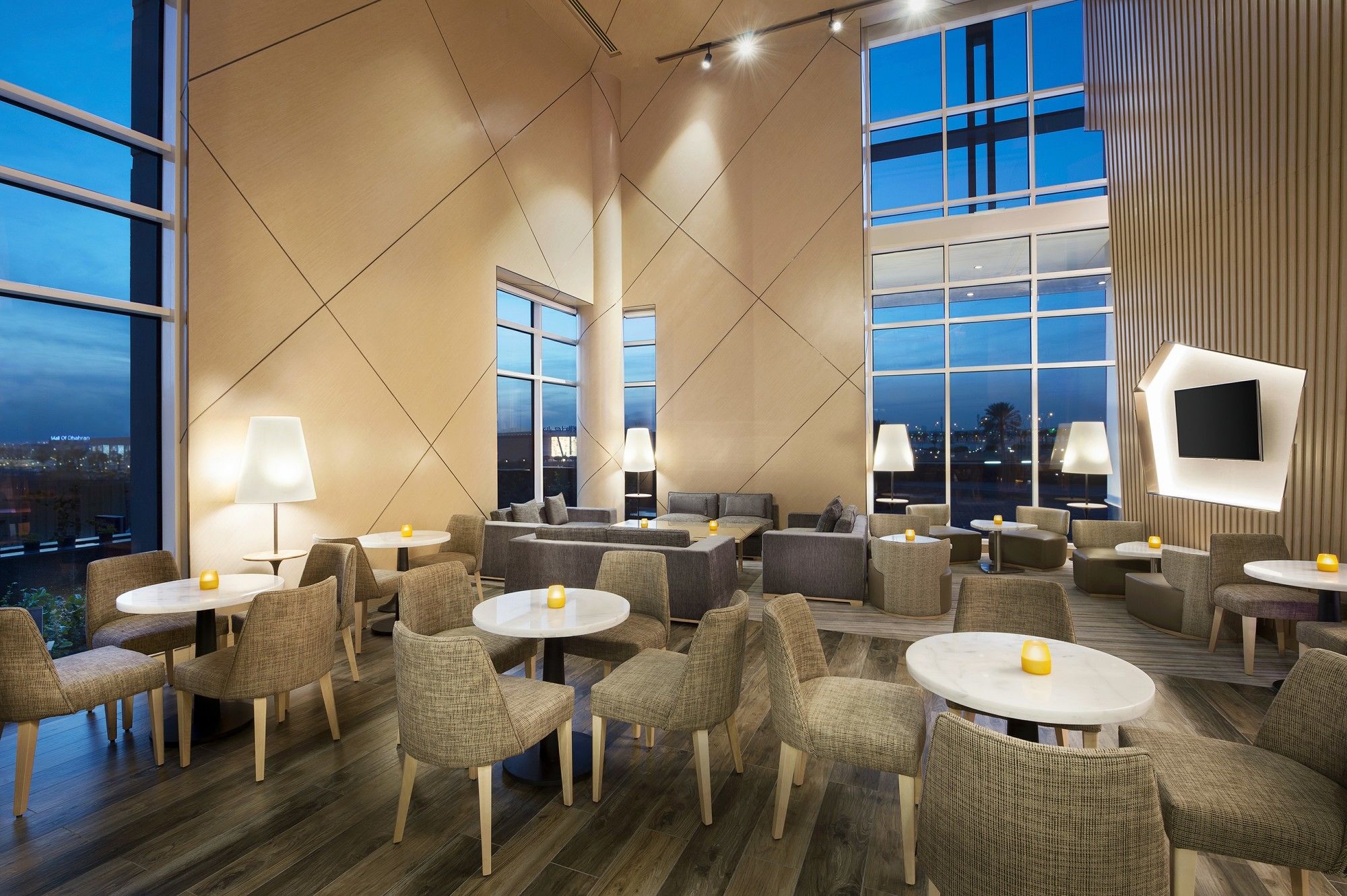 Фото Hilton Garden Inn Al Khobar