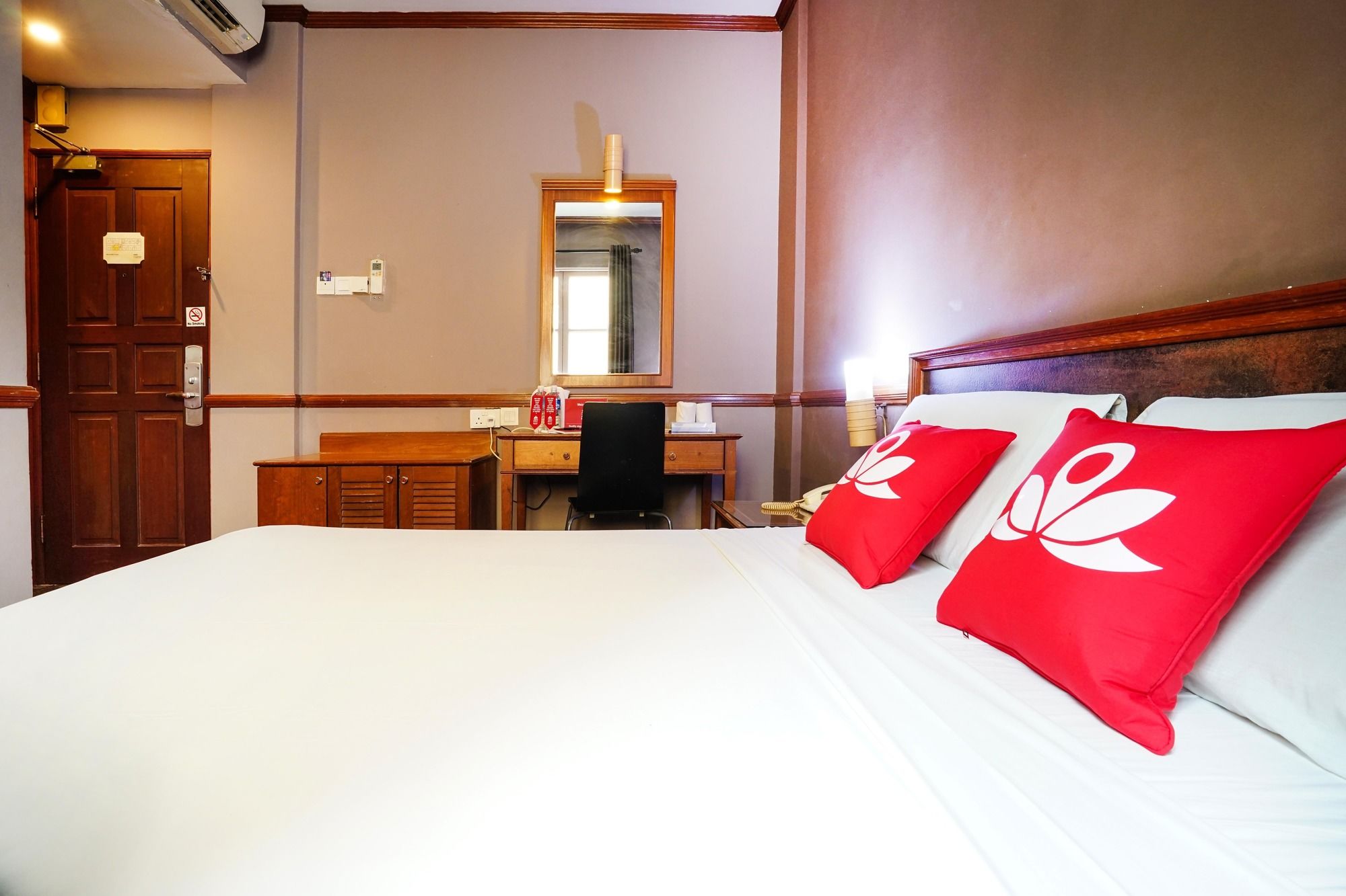 Фото Zen Rooms Geylang