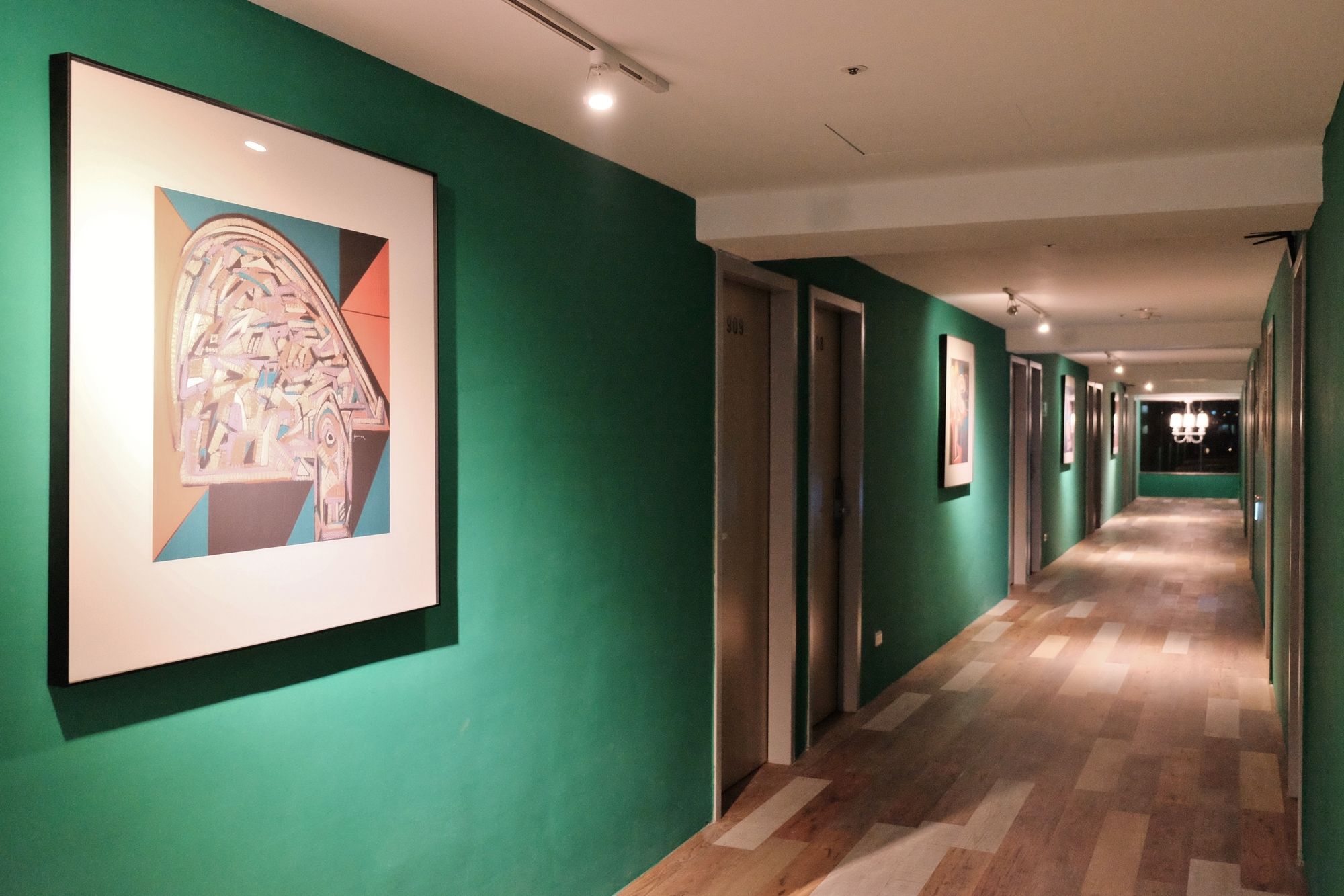 Фото Happy Inn & Hostel