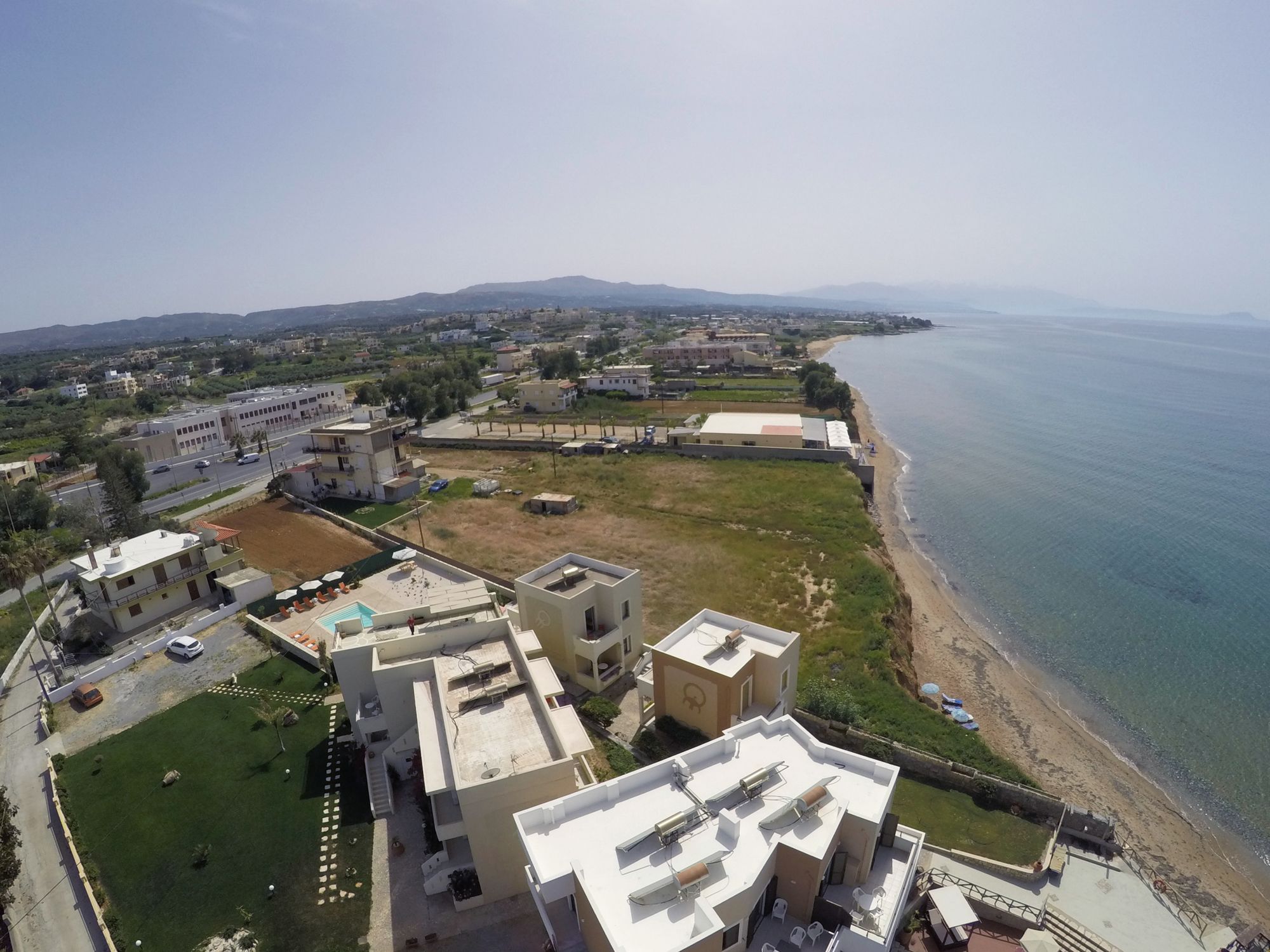 Фото Almyra Apartments