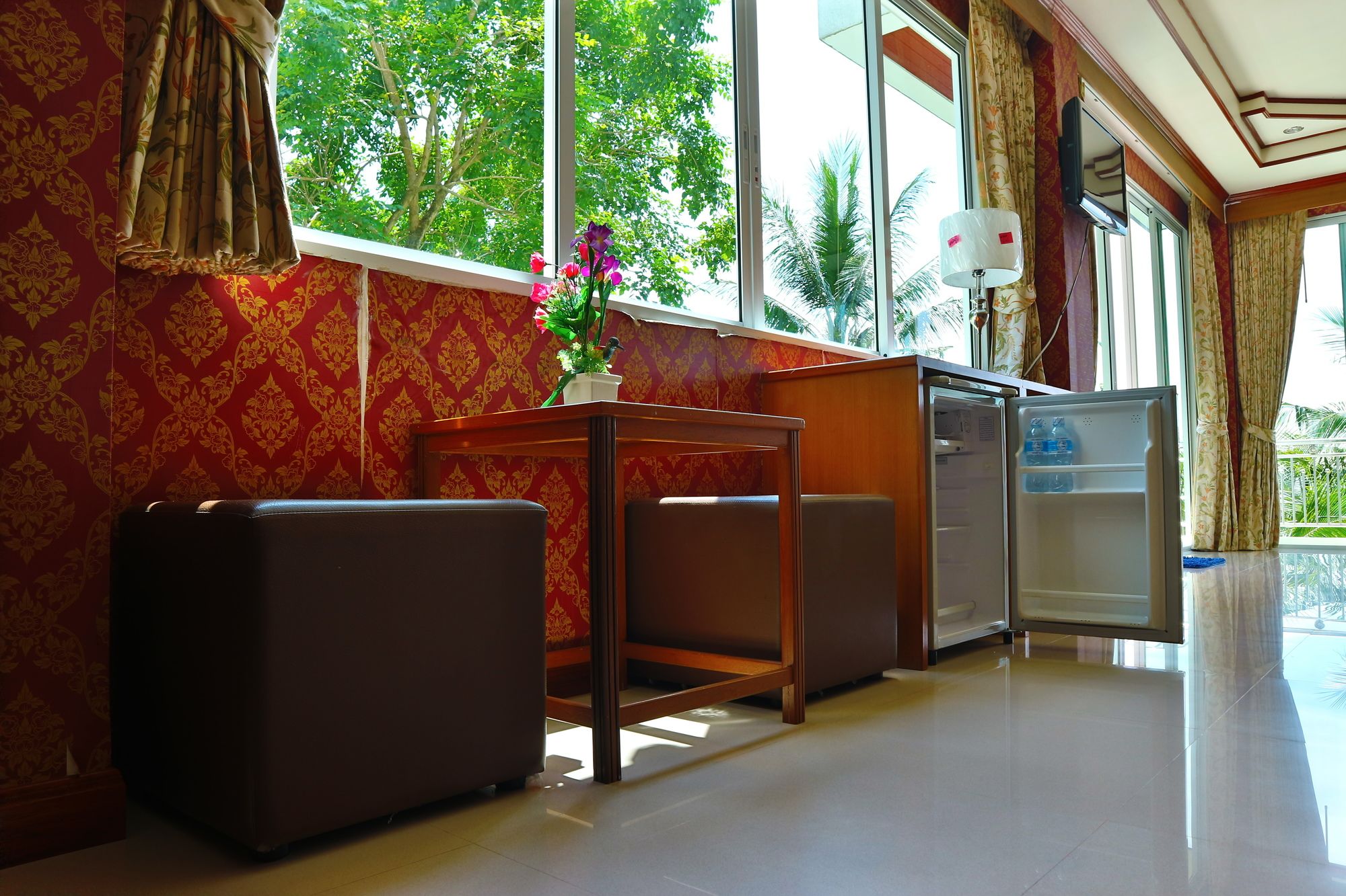 Фото Mam Kai Bae Beach Resort