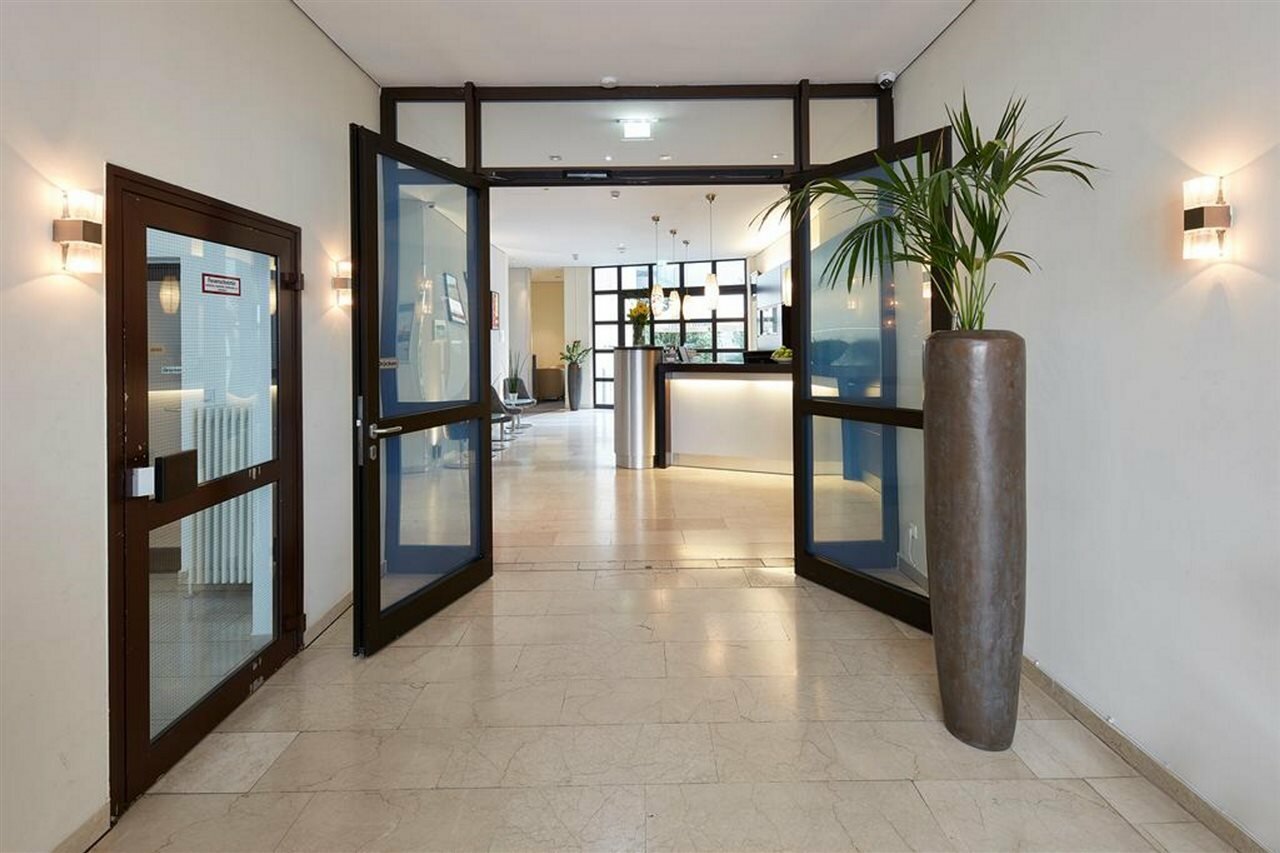 Фото B&b Hotel München-Hbf