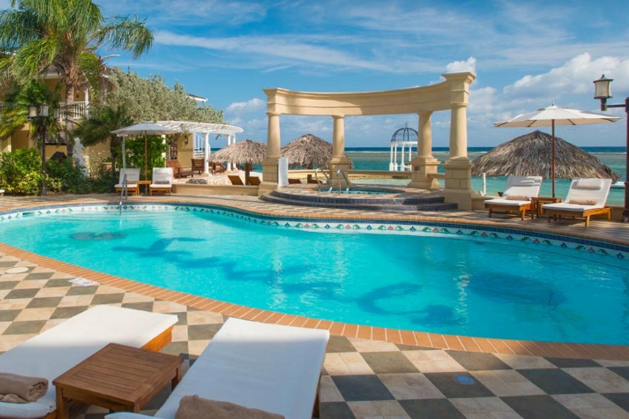 Фото Sandals Royal Caribbean - All Inclusive Couples Only