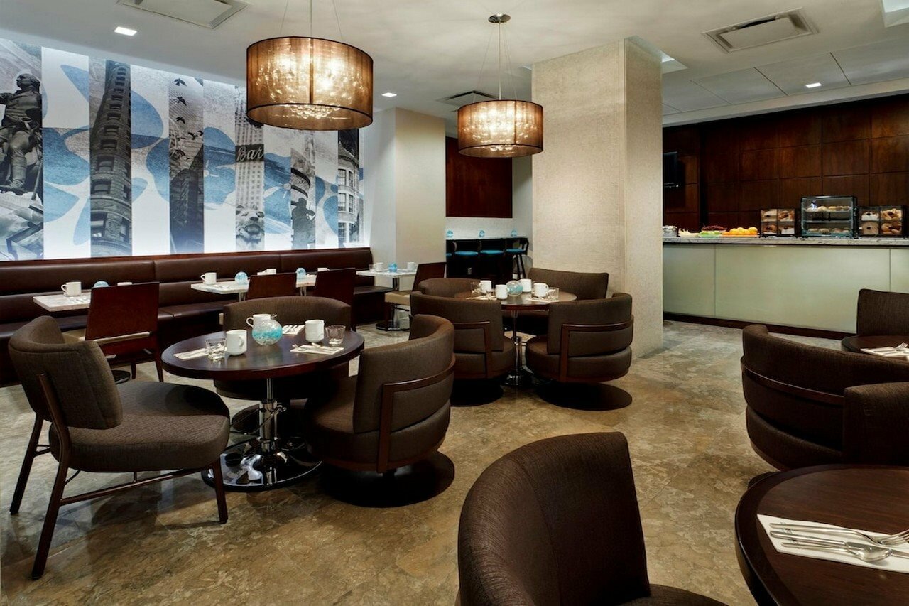 Фото Distrikt Hotel New York City, Tapestry Collection by Hilton