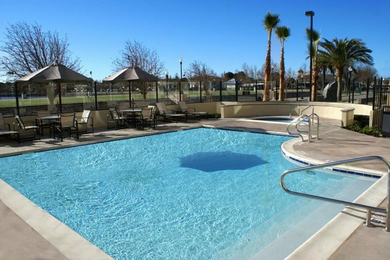 Фото Hampton Inn & Suites Suisun City Waterfront