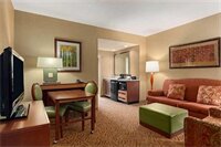 Фото Embassy Suites Omaha-La Vista/Hotel & Conference Center