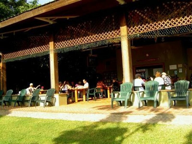 Фото Puerto Barillas Marina & Lodge