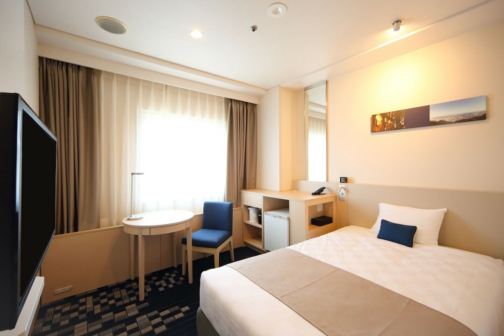 Фото Kobe Sannomiya Tokyu Rei Hotel