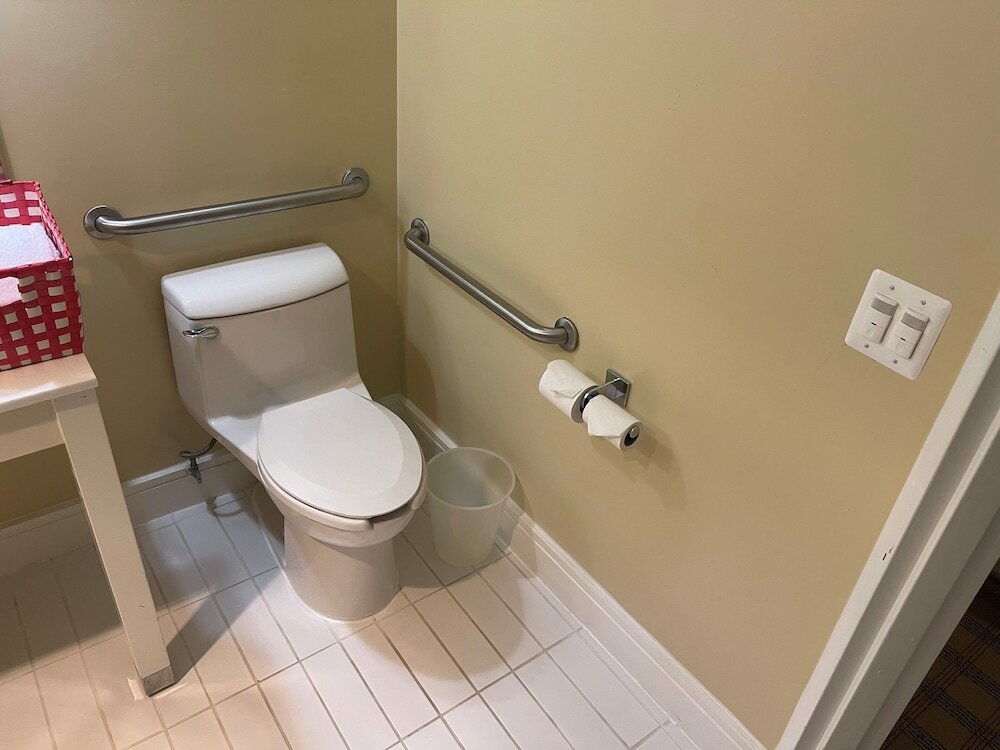 Фото Metro Points Hotel