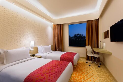 Holiday Inn Express Chennai Old Mahabalipuram Road