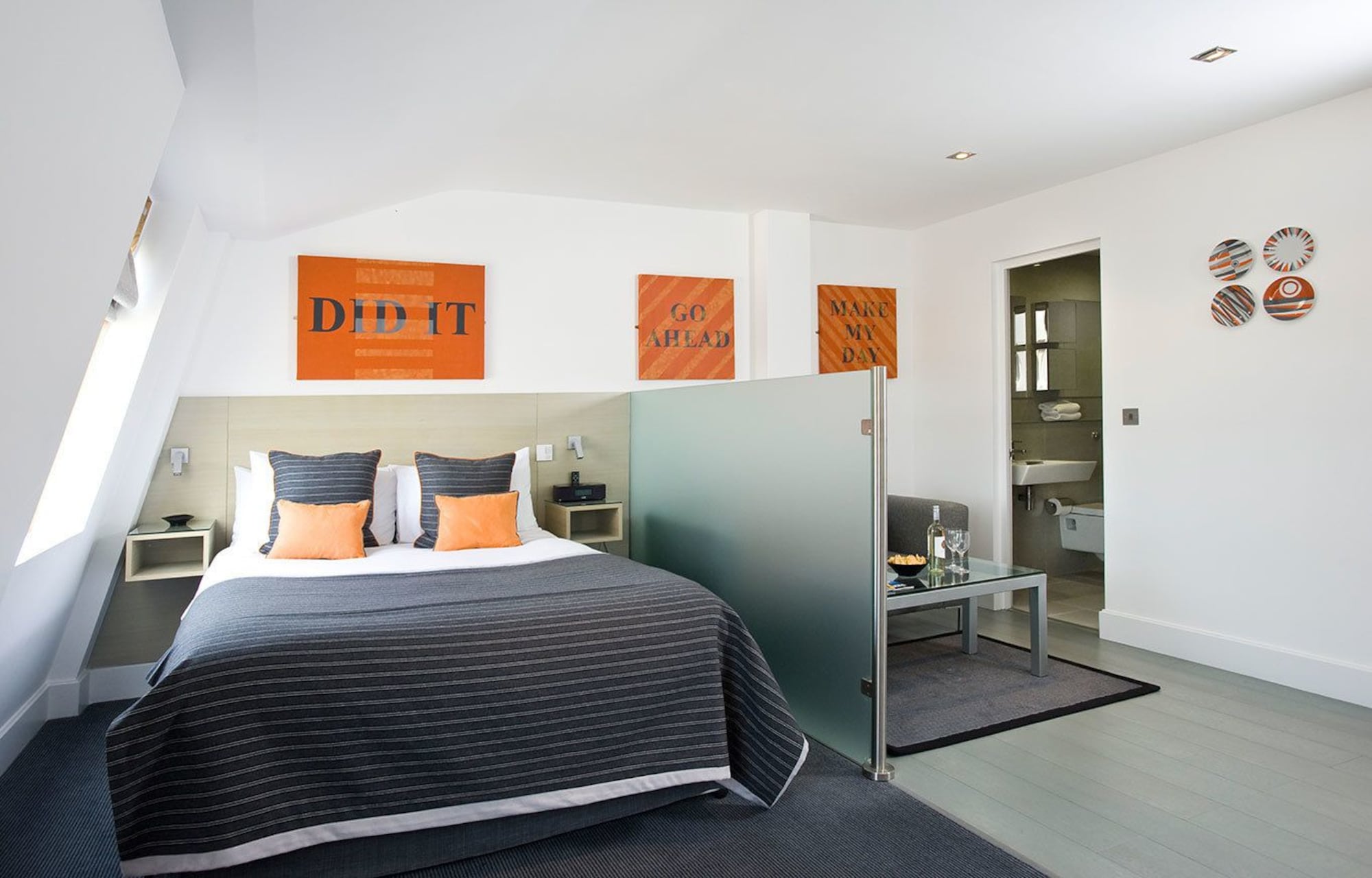 Фото Templeton Place by Supercity Aparthotels