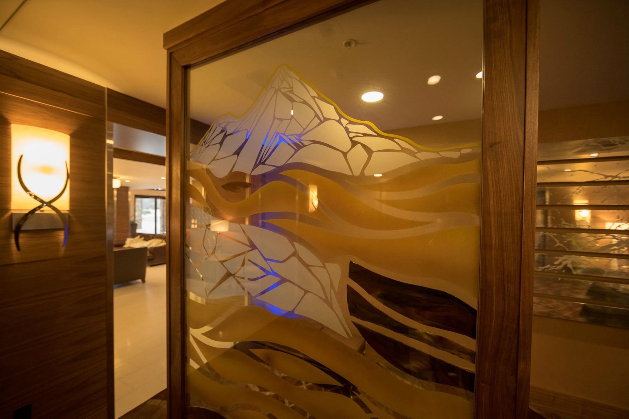 Фото Sheraton Redding Hotel at the Sundial Bridge