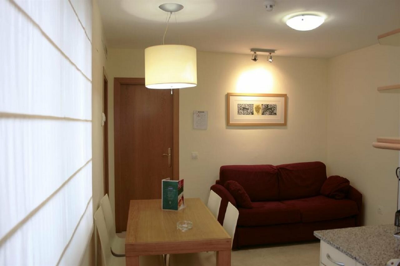 Фото Aparthotel Milord's Suites