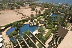 Гостиница Movenpick Resort & Residence Aqaba