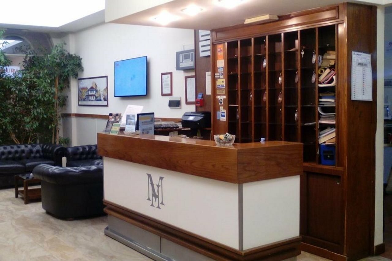 Фото Hotel Minerva Milan