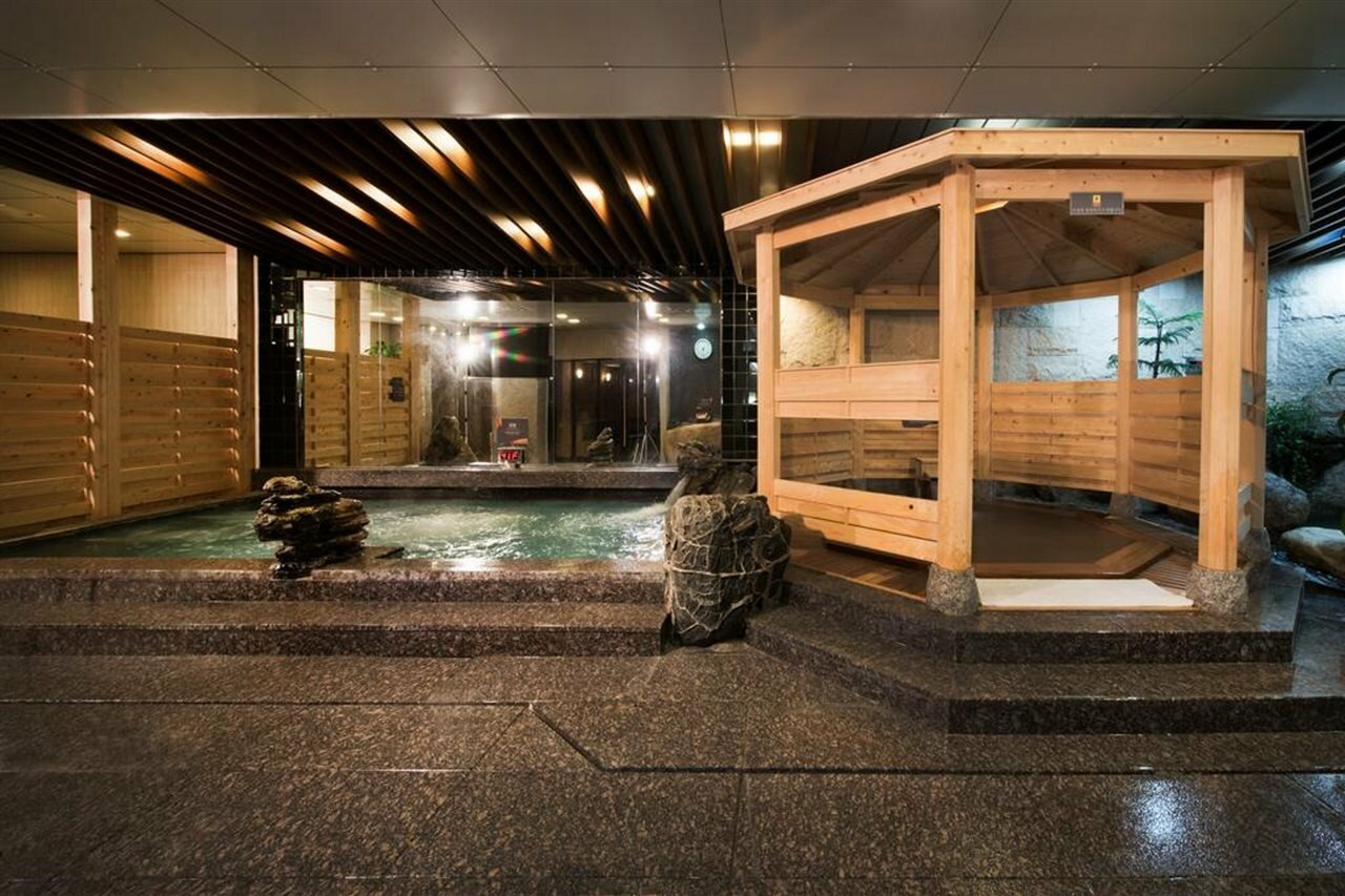 Фото Travelodge Myeongdong City Hall